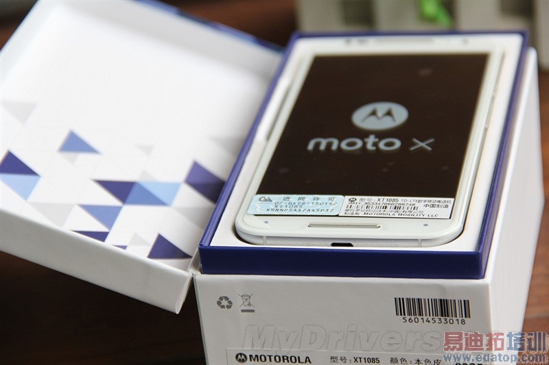 ��Moto X�л������⣺�Լ۱ȶ��Ǹ���