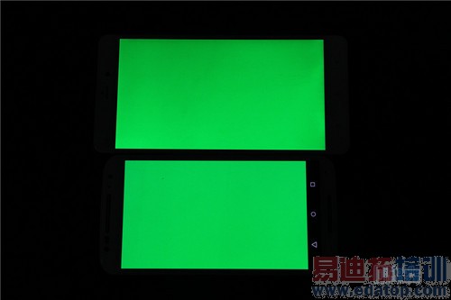 С��Note�Ա�Moto X (6)