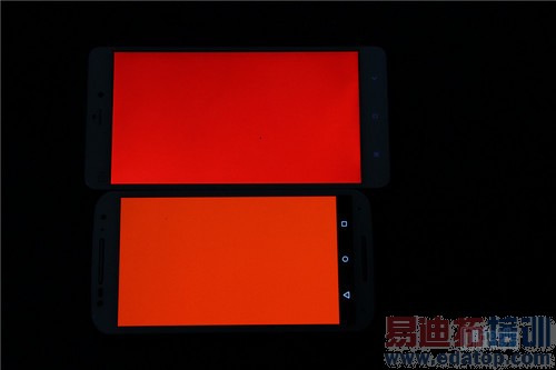 С��Note�Ա�Moto X (5)