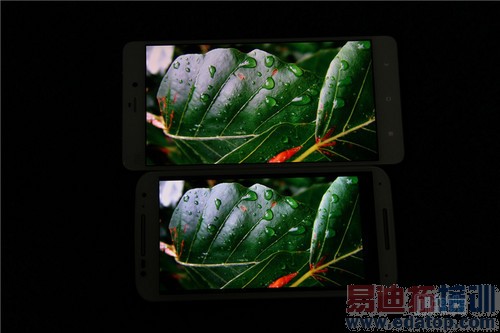 С��Note�Ա�Moto X (14)