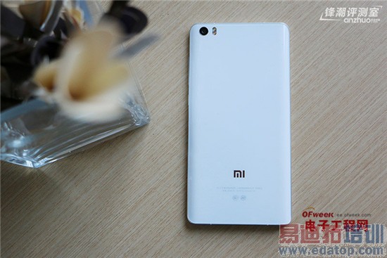 С��Note��ɫ��vs��Moto X���ͼ�ͣ�3000Ԫ�г�˭����Ϸ