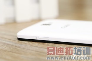 699Ԫ��2GB RAM ����F1���ٰ��׷����� 