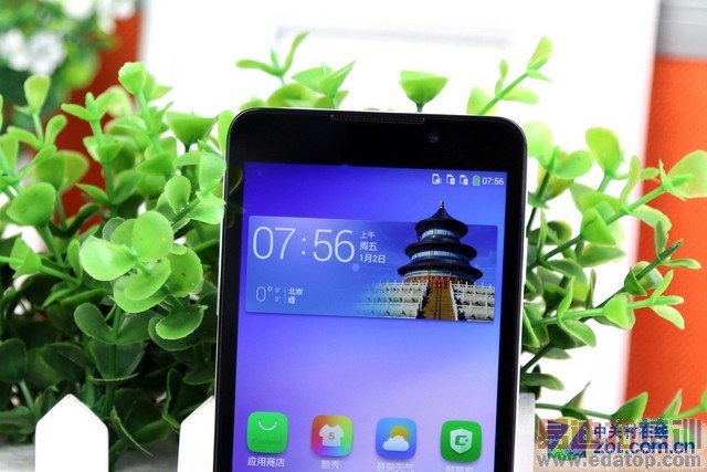 699Ԫ��2GB RAM ����F1���ٰ��׷����� 