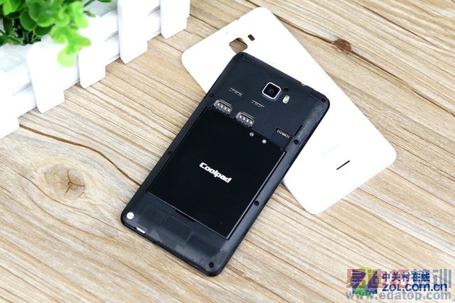 699Ԫ��2GB RAM ����F1���ٰ��׷����� 