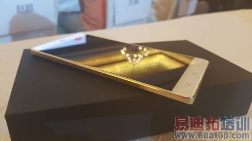 ��ΪP8���жԾ���С��Note�����VS����MX4 Pro�Ա�����