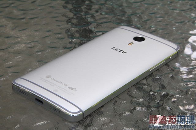 ���ӳ����ֻ�1 Pro���� 