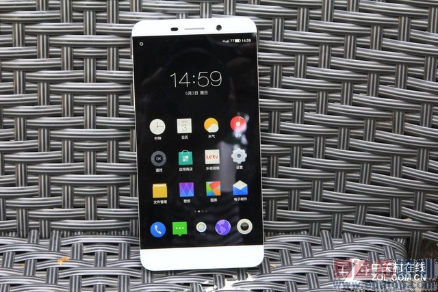 ���ӳ����ֻ�1 Pro���� 