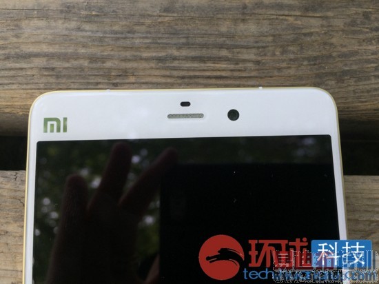 ��ΪP8 vsС��Note�����Ա����⣺����935��ײ����810