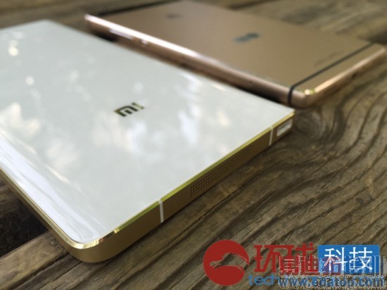 ��ΪP8 vsС��Note�����Ա����⣺����935��ײ����810