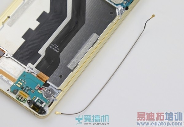 С��Note�����vs��ΪP8�������Աȣ�����935����810����PK