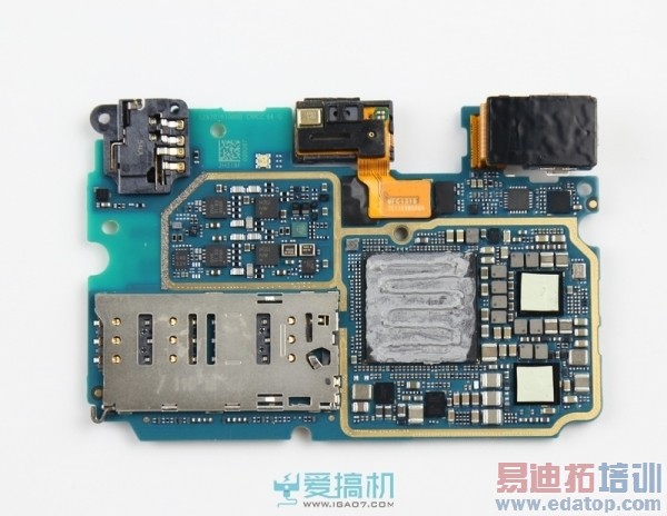 С��Note�����vs��ΪP8�������Աȣ�����935����810����PK