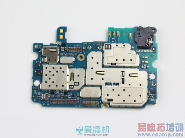 С��Note�����vs��ΪP8�������Աȣ�����935����810����PK