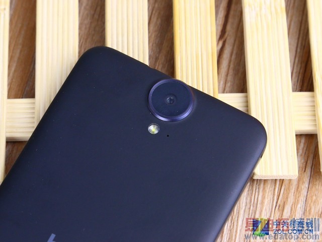 ��Ȼ����ʱ������ HTC One E9+ȫ������ 