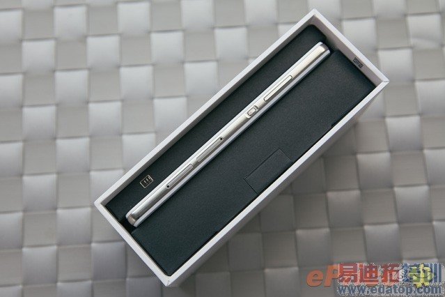 ��ΪP8��ɫ�ഺ�����ͼ�ͣ��ԱȻ�ΪP8˭���ÿ���