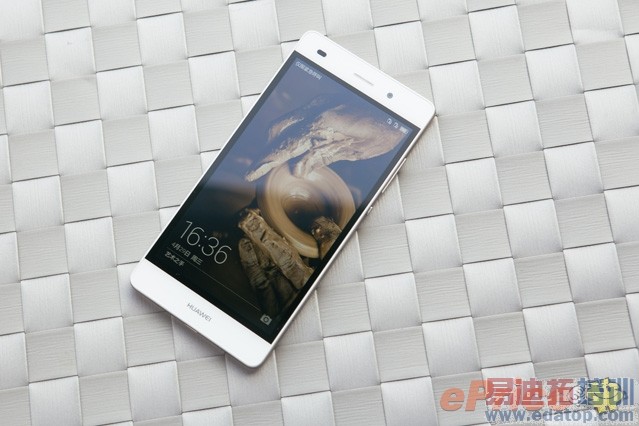 ��ΪP8��ɫ�ഺ�����ͼ�ͣ��ԱȻ�ΪP8˭���ÿ���