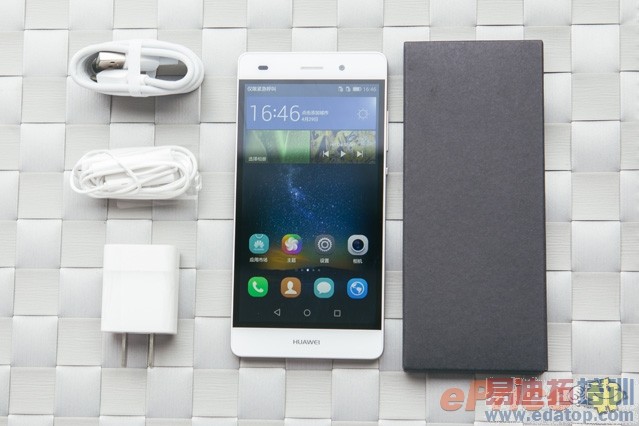 ��ΪP8��ɫ�ഺ�����ͼ�ͣ��ԱȻ�ΪP8˭���ÿ���