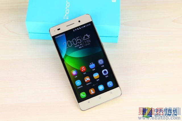 续传奇/立标杆 799元荣耀畅玩4C全面评测