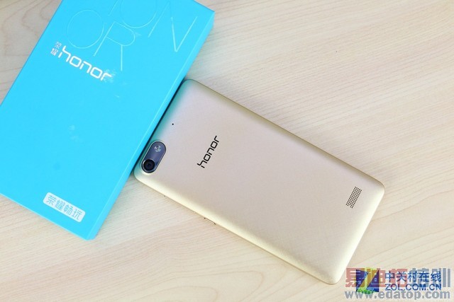 续传奇/立标杆 799元荣耀畅玩4C全面评测