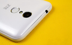 谁是699元够用党首选?小鲜2对比魅蓝第11张图