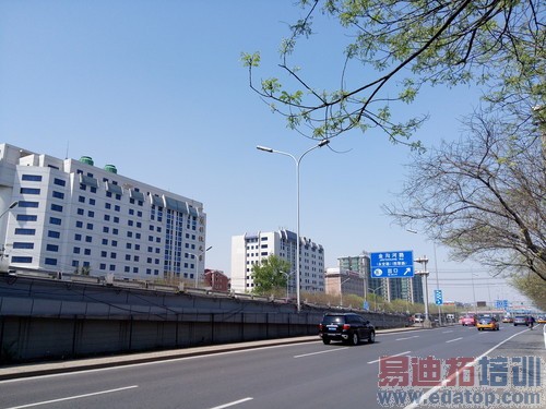 ��1�ֻ����⣺������Ƶ��ڵ����ʲ�Ʒ��24��ͼ