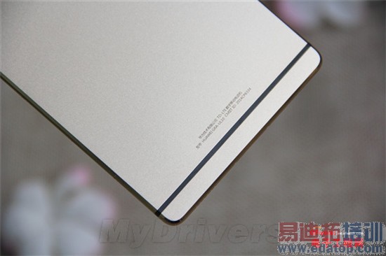 ��ΪP8����������⣺������������935о С��Note�������γ�Խ��