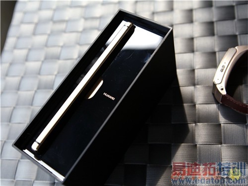 ��ΪP8���а濪�����⣺����о����935ֵ��ֵ3599��