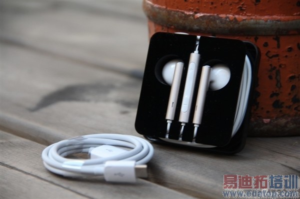 ��ΪP8���ͼ��+�������⣺����930��խ�߿� С��Noteɵ�ۣ�