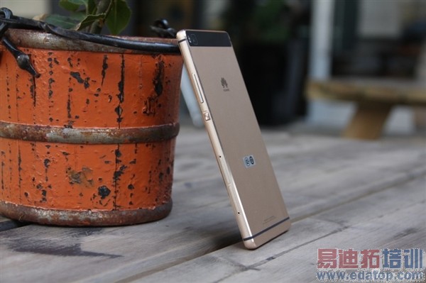 ��ΪP8���ͼ��+�������⣺����930��խ�߿� С��Noteɵ�ۣ�