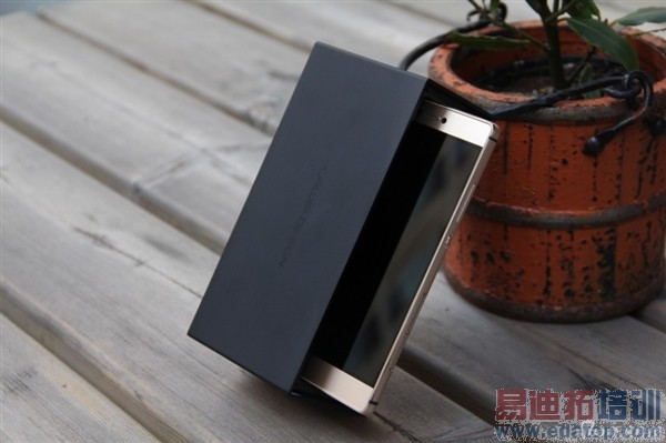 ��ΪP8���ͼ��+�������⣺����930��խ�߿� С��Noteɵ�ۣ�