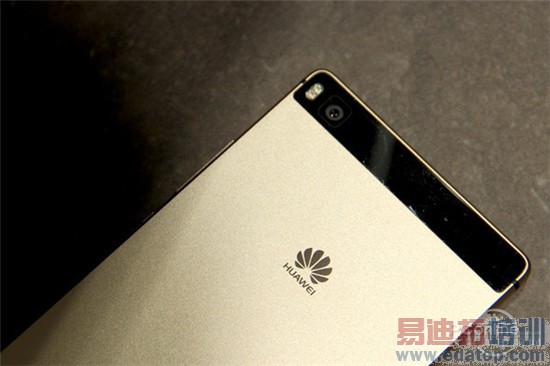 华为P8/乐视手机评测对比:麒麟935单挑骁龙810、联发科helio X10