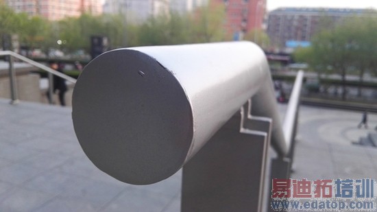 华为P8全面评测:麒麟935坐镇 小米Note顶配版如何出招?