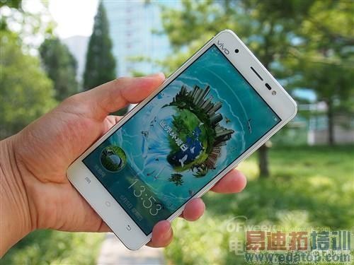 不学联发科点燃魅族/小米战乱之火 看高通助力国机和平火起来