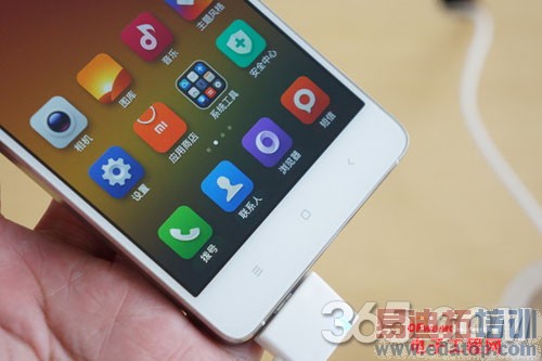 �Ա����⣺iPhone6����С��4����MX4 ˭����������