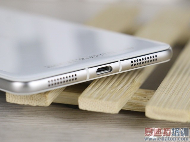 ˫��2.5D����+˫1300�� vivo X5Pro�ײ� 