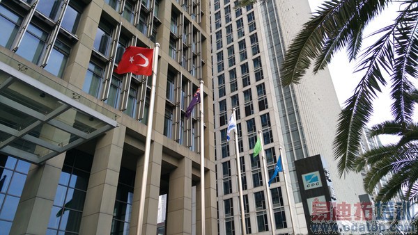 С��Note�����̫�����ѡ��Ŭ����Z9 mini�Ա������ֻ�1��ϸ����