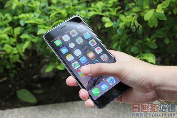 ƻ��iPhone 6 Plus������⣺��˼��Ϊ������ ����MX4����Ϸ��