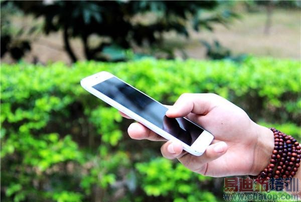 白色魅族MX4深度评测:极致体验助力MX4 Pro叫板华为Mate7/小米4