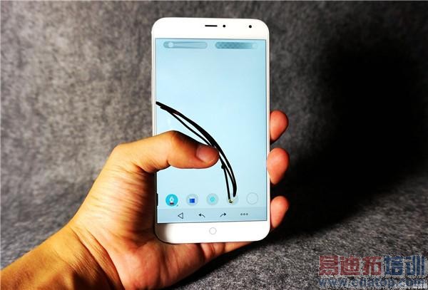 白色魅族MX4深度评测:极致体验助力MX4 Pro叫板华为Mate7/小米4