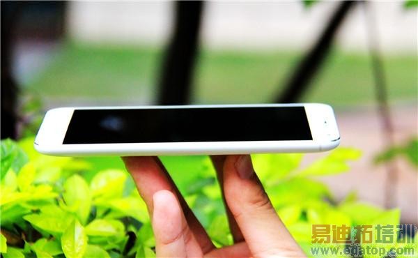 白色魅族MX4深度评测:极致体验助力MX4 Pro叫板华为Mate7/小米4