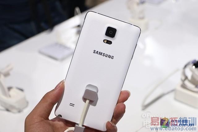 ��ΪMate 7�а�������������ֻ� ��������MX4/iPhone6