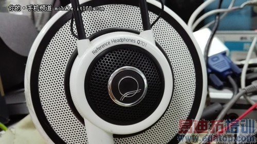 ������ҫ����4C���նԱ�