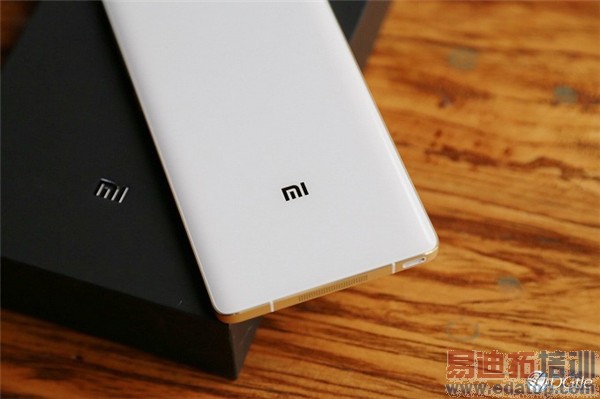 华为P8/努比亚Z9/小米Note顶配版对比图赏:谁是最美机皇?