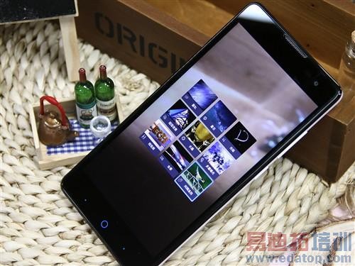 �������ǹ� ���˺�ţV5 Max���ս���