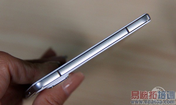 OPPO超越之作:N3挑落华为Mate7 R5