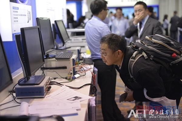 观众.jpg 观众.jpg