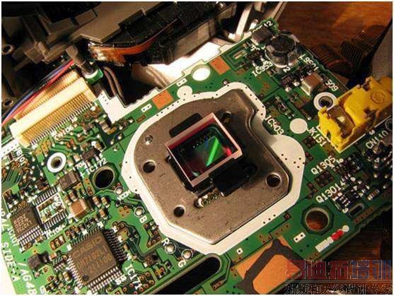 ���Ӵ�������һ�Ѹ������ȵġ����ӡ�