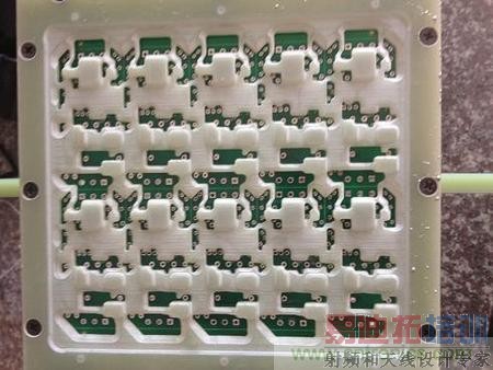 �ξ߷�������ƬPCB�ĵ���