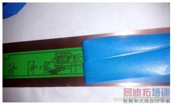 撕掉胶带就能带走多余的密封材料