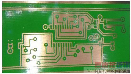 在遮蔽胶带撕掉后