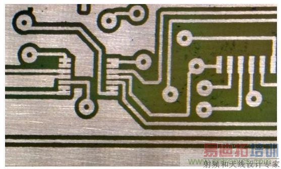 在清除墨粉之后(特写)